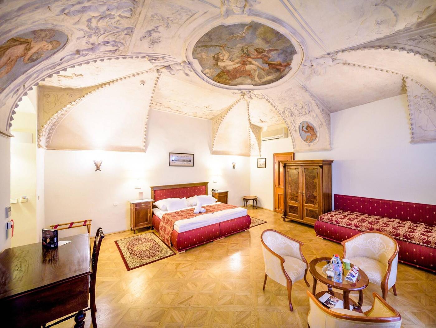 Hotel-Elite-Prague-Room-23