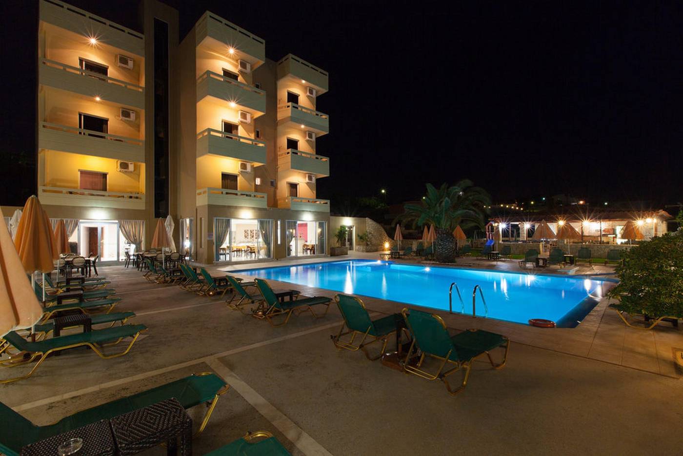 Top-Hotel-General-view-6