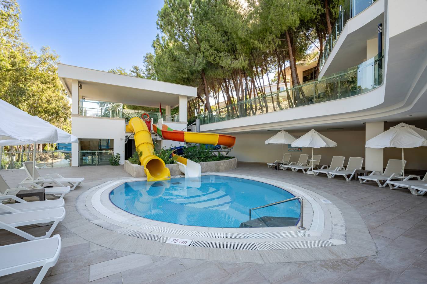 Sunrise Queen Luxury Resort & Spa