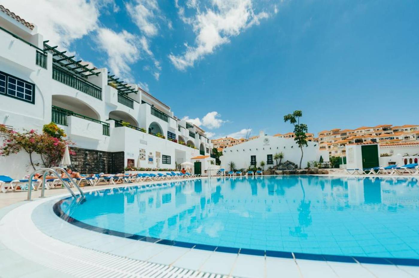 Neptuno-Costa-Adeje-Pool-3