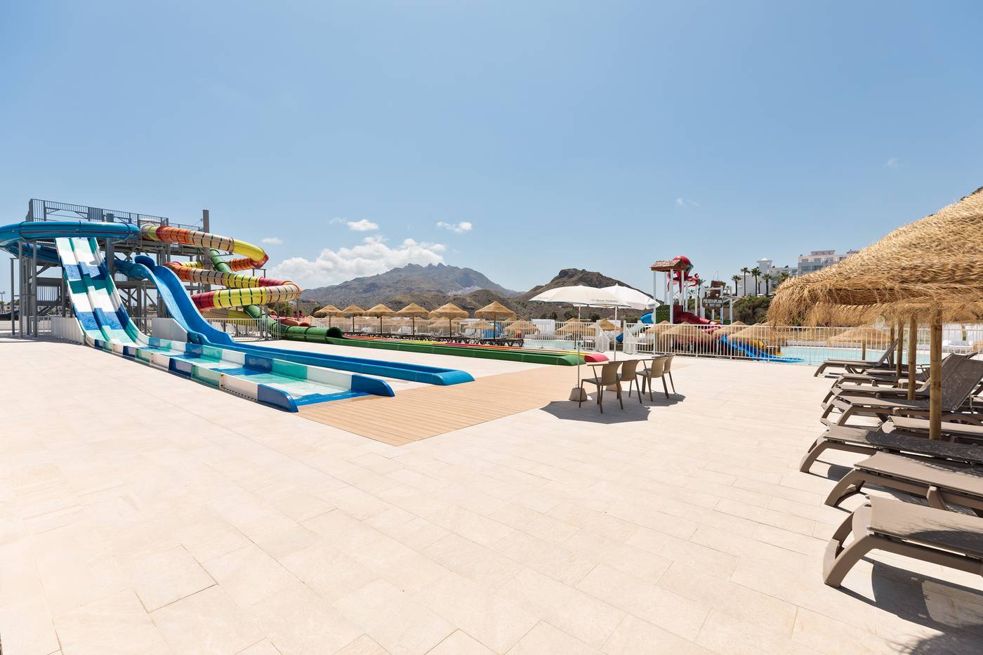 Best-Oasis-Tropical-Pool-6