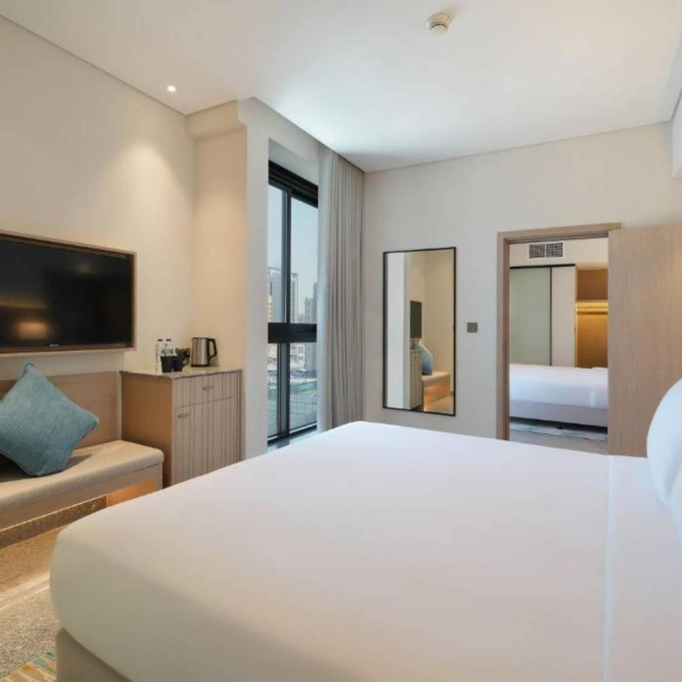 Arabian-Park-Dubai--An-Edge-By-Rotana-Hotel-Room-5