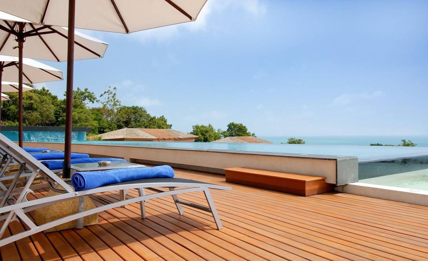 KC-Resort-and-Over-Water-Villa-s-Pool-4