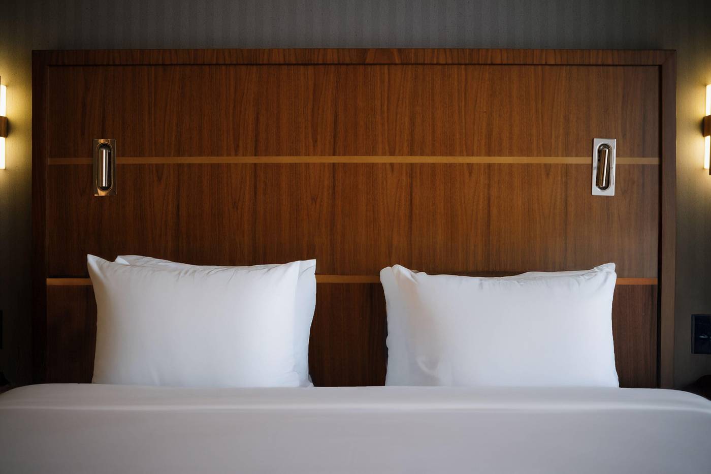 Crowne-Plaza-HY36-Midtown-Manhattan-Room-40