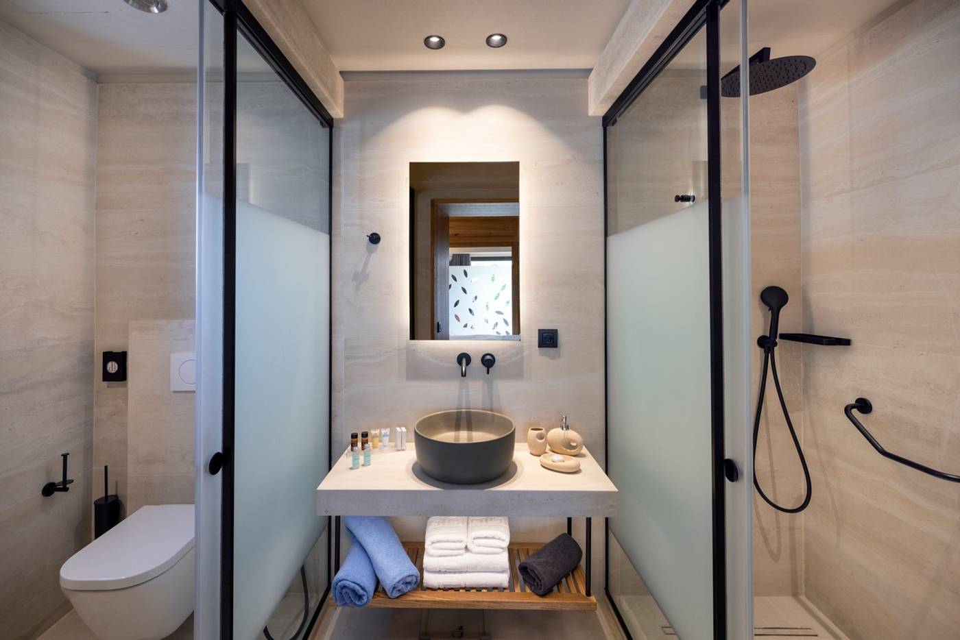 Atlantis-Beach-Room-23