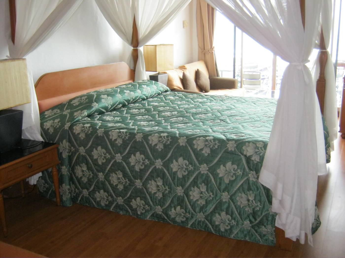 Orchid-Hotel-Kalim-Bay-Phuket-Room-24