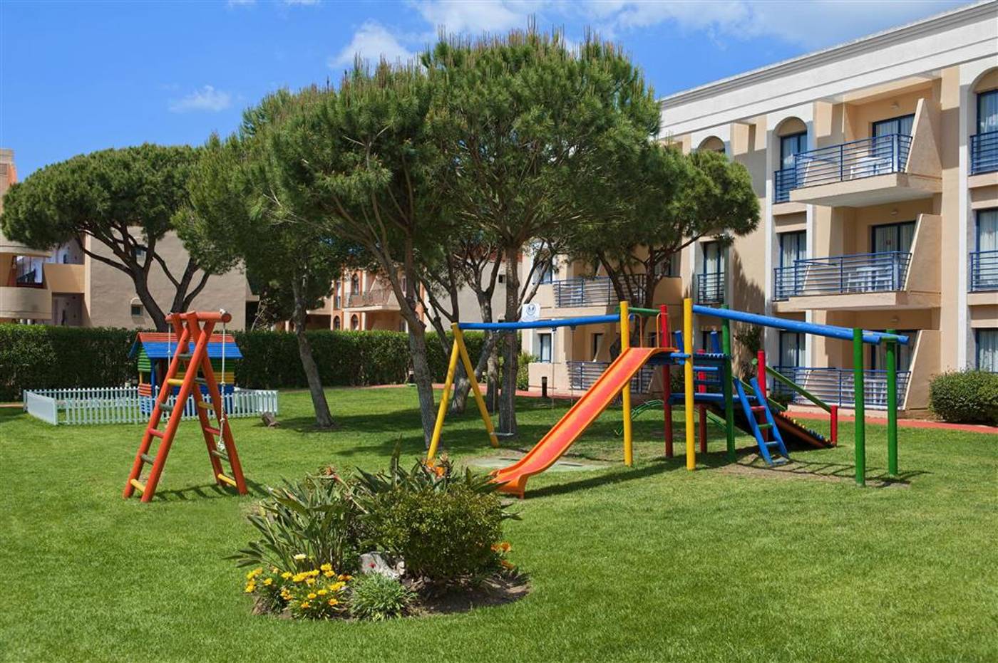 Sol-Sancti-Petri-Apartamentos-General-view-14