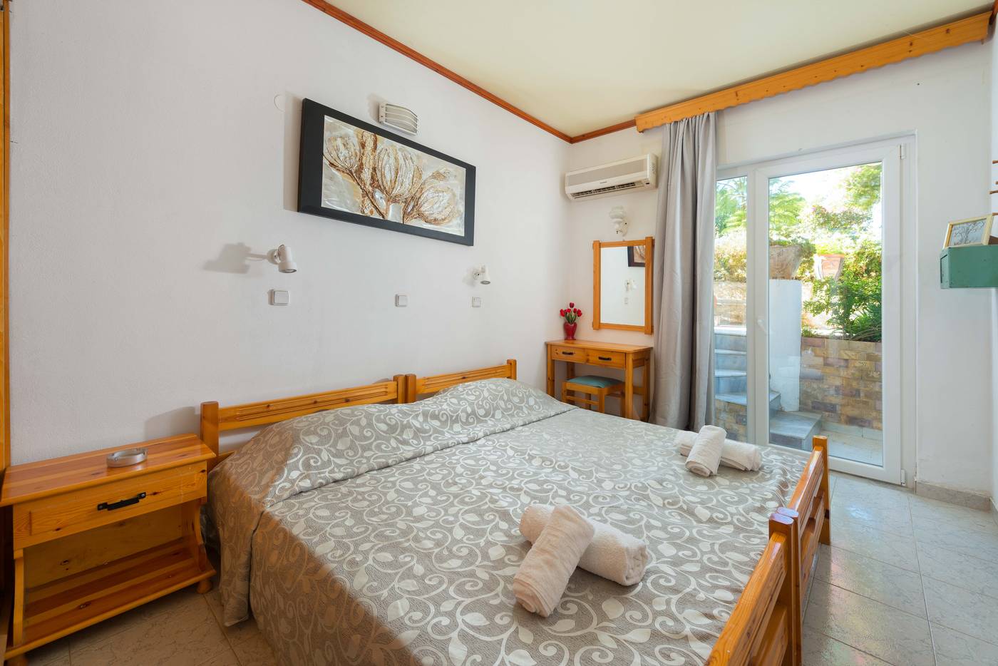 Melody-Studios-Room-29