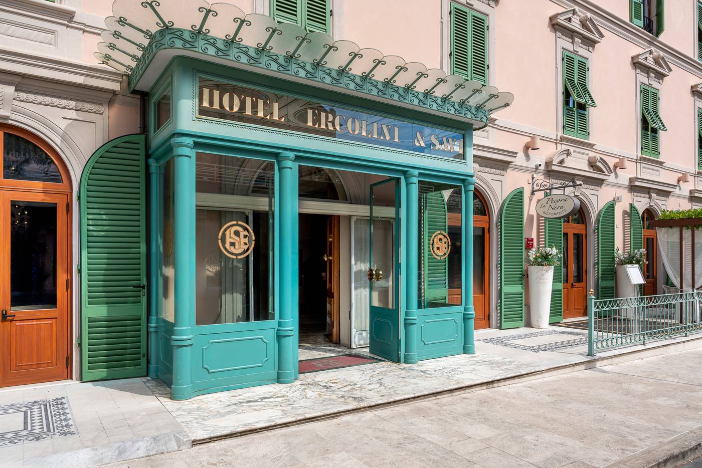 Hotel-Ercolini-e-Savi-General-view-1