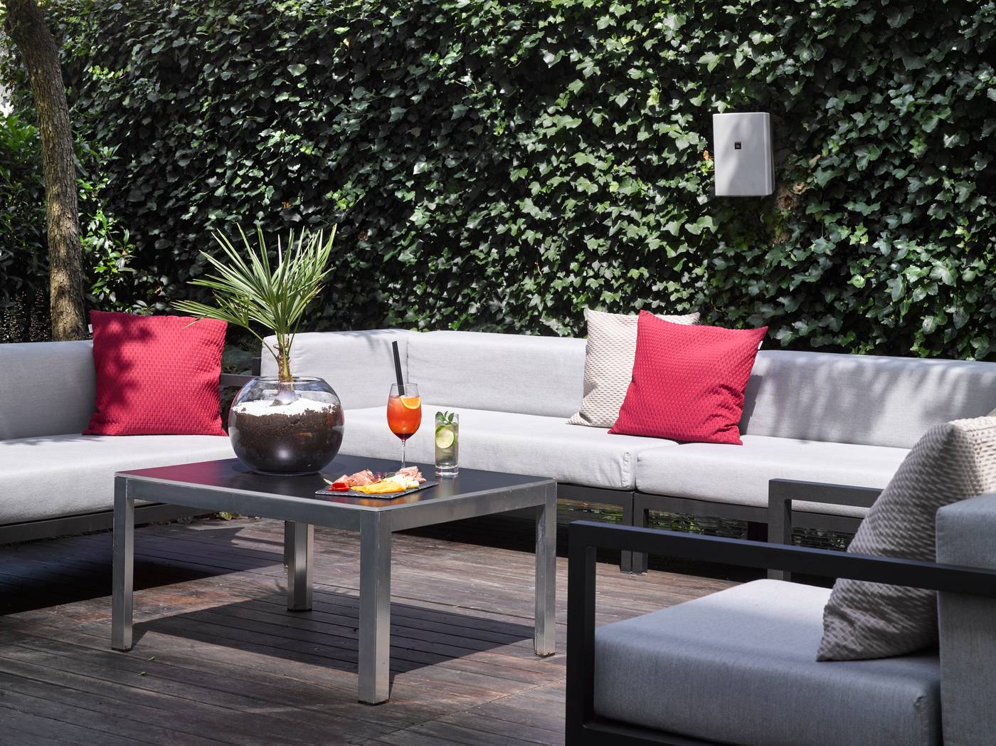 K-K-Hotel-am-Harras-Terrace-44