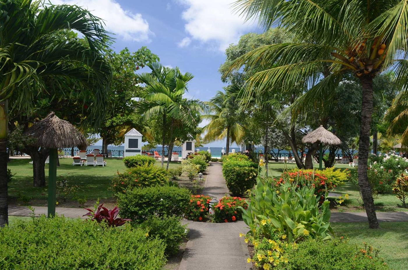 Coyaba Beach Hotel 19.06.25