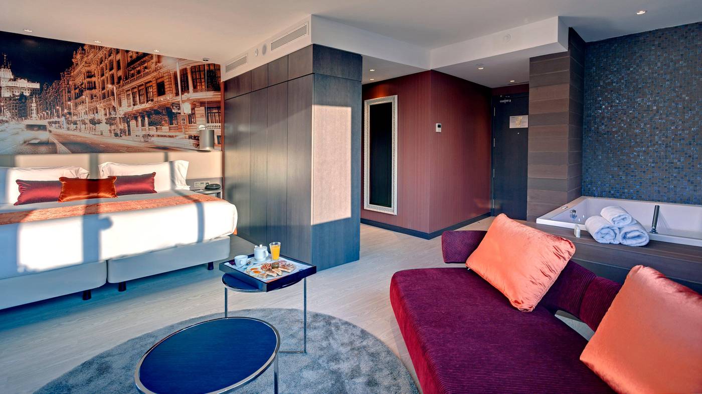 Hotel-Indigo-Madrid---Gran-Via-Room-33