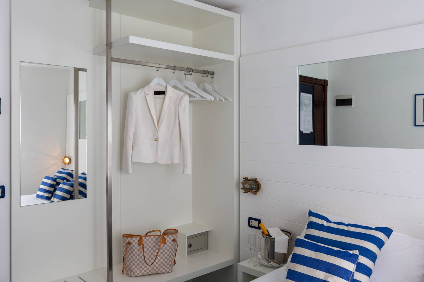 Hotel-Il-Faro-Sorrento-Room-15