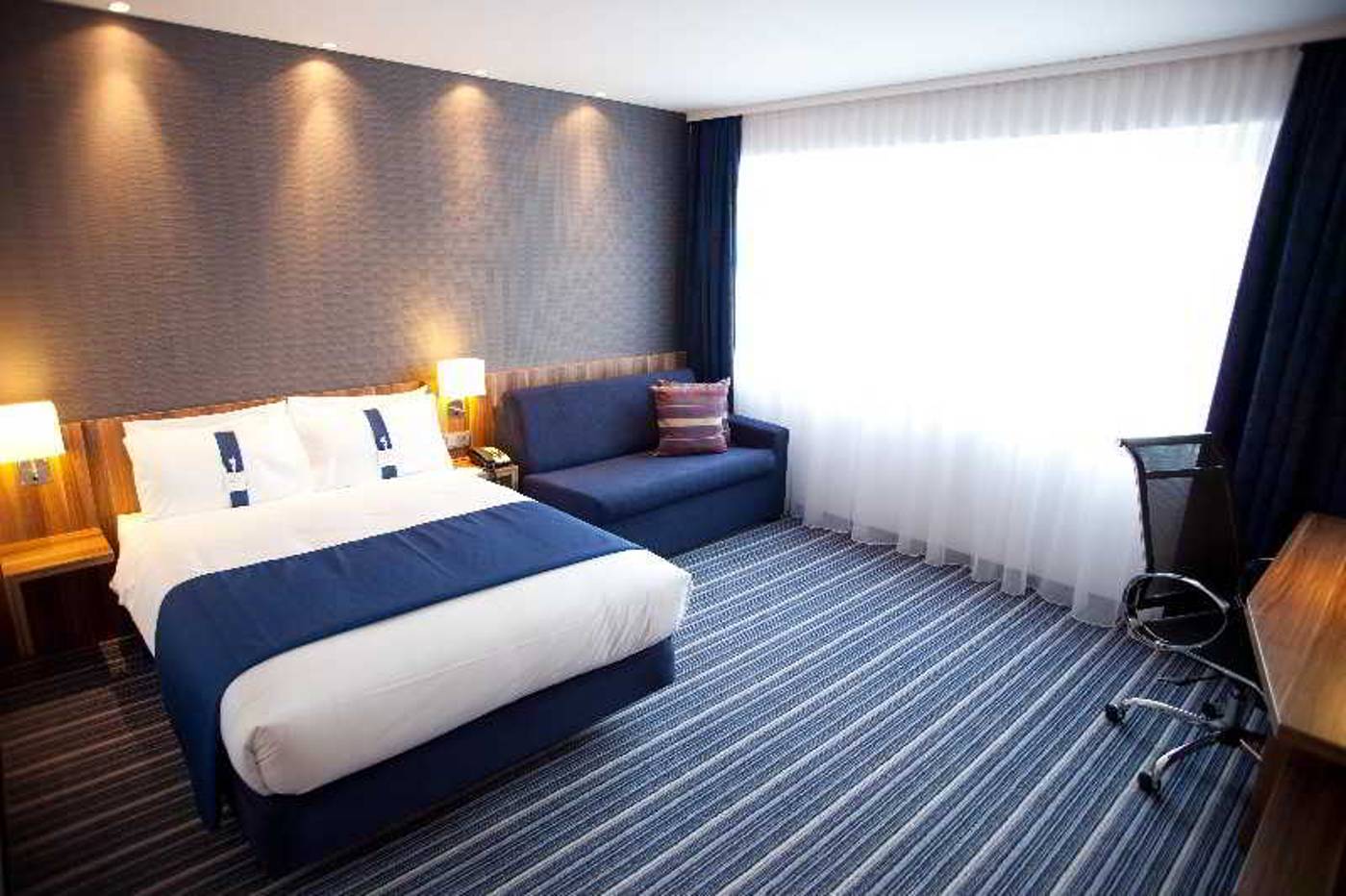 Premier Inn Nürnberg City Centre-Germany-Nuremberg-Room-3