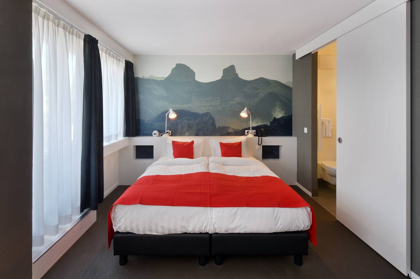 Home-Swiss-Hotel-Room-41