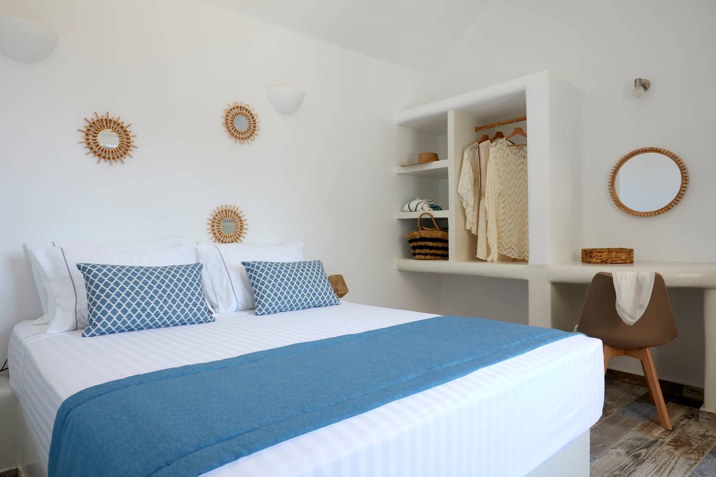 El-Verano-Collection-Santorini-Room-26