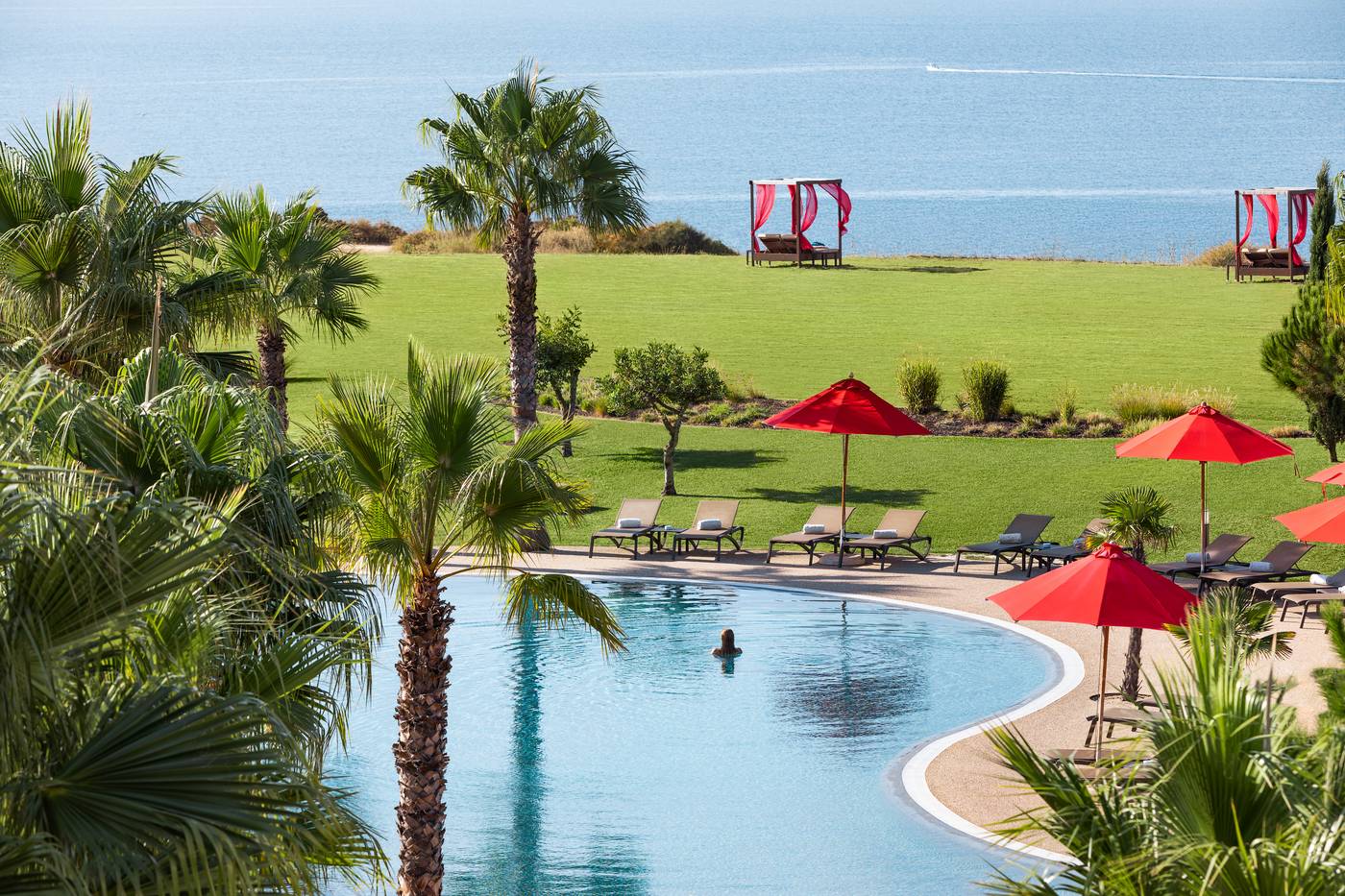 Cascade-Wellness---Lifestyle-Resort-General-view-12