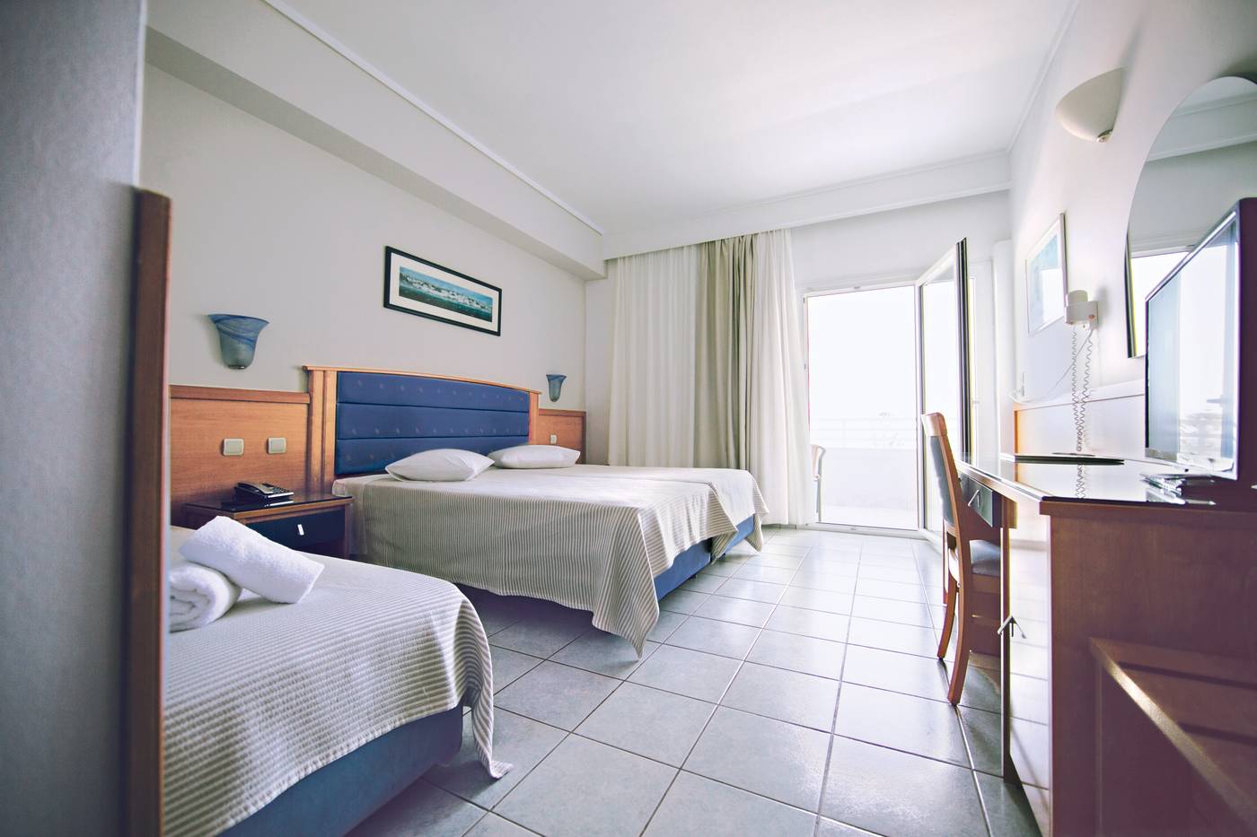 Atlantis-Hotel-Room-36