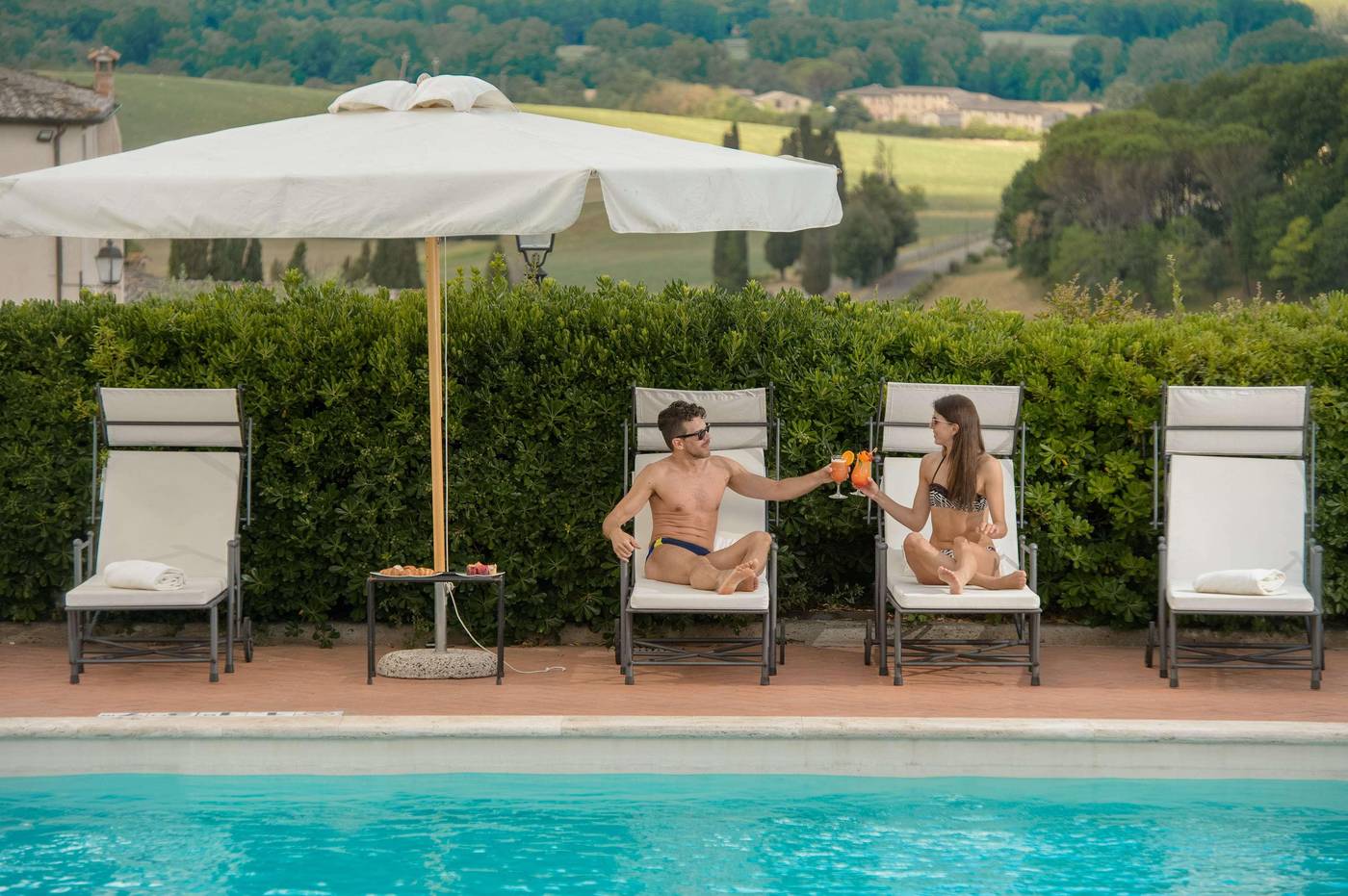 La-Bagnaia-Golf---Spa-Resort-Siena--Curio-Pool-50