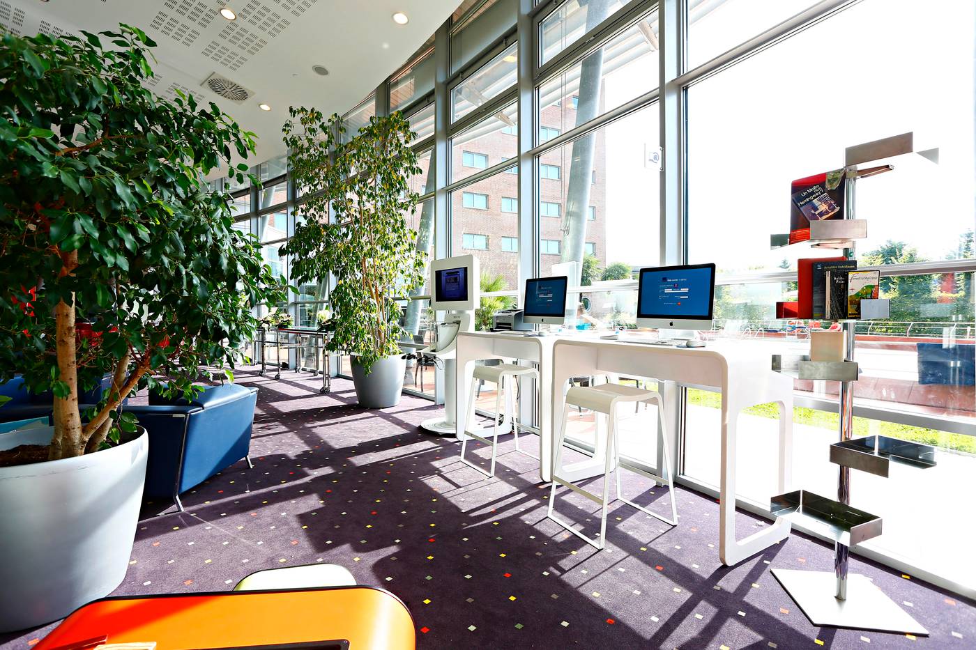 Novotel-Venezia-Mestre-Castellana-Lobby-1