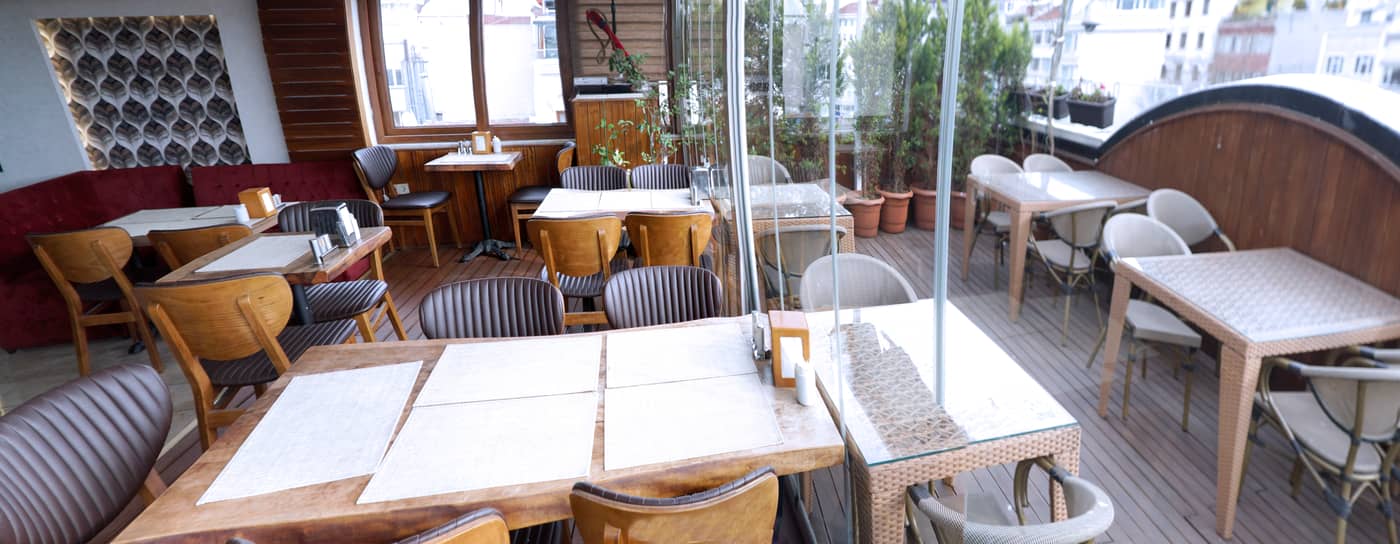 Parmada-Hotel-Old-City-Restaurant-7