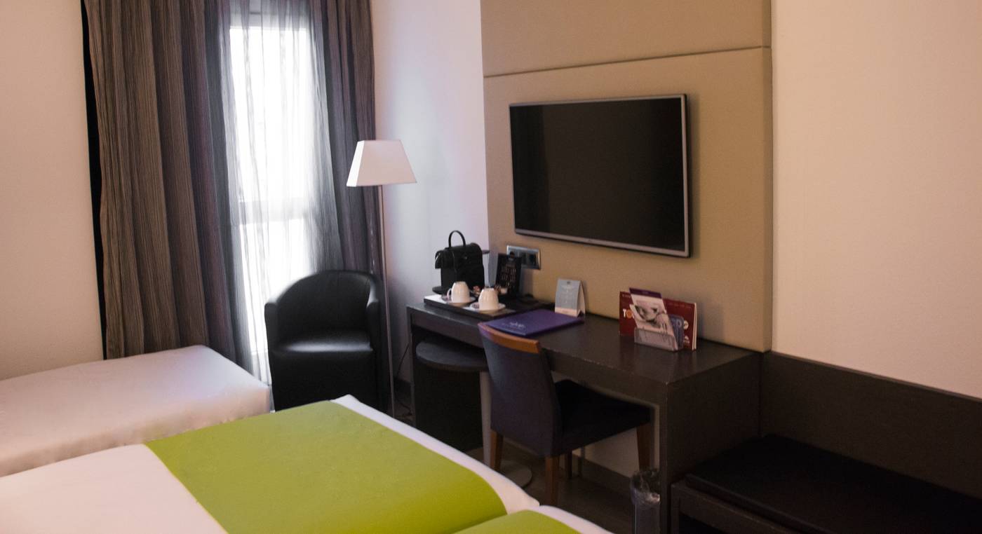 Mercure-Madrid-Centro--Lope-de-Vega--Room-32