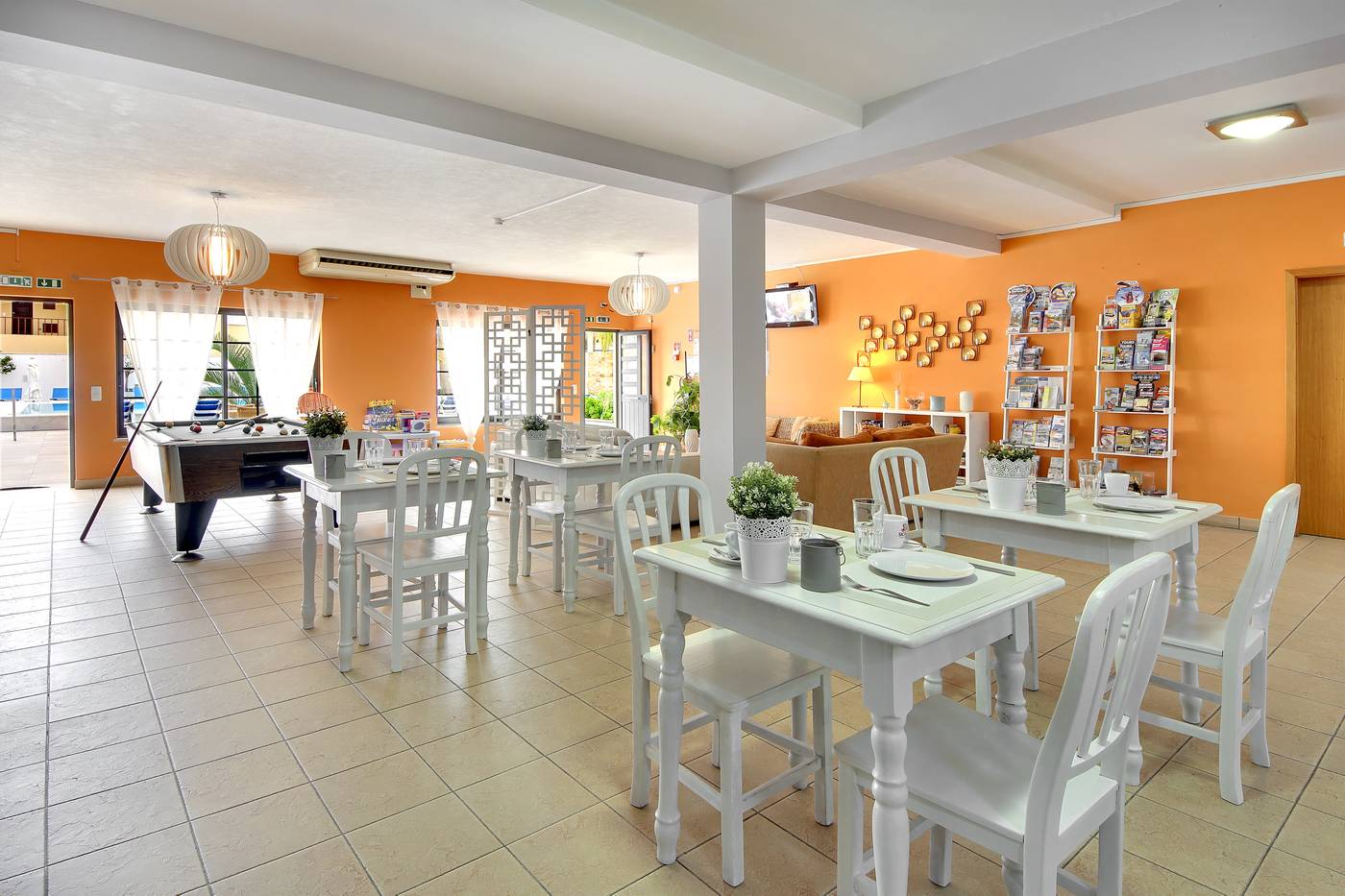 Novochoro-Apartments-Bar-51