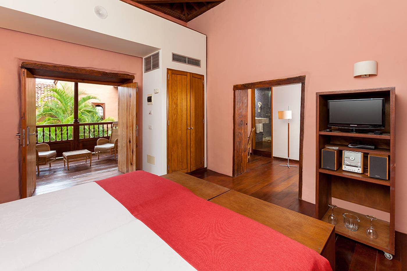 Hotel-LIVVO-La-Quinta-Roja-Room-24