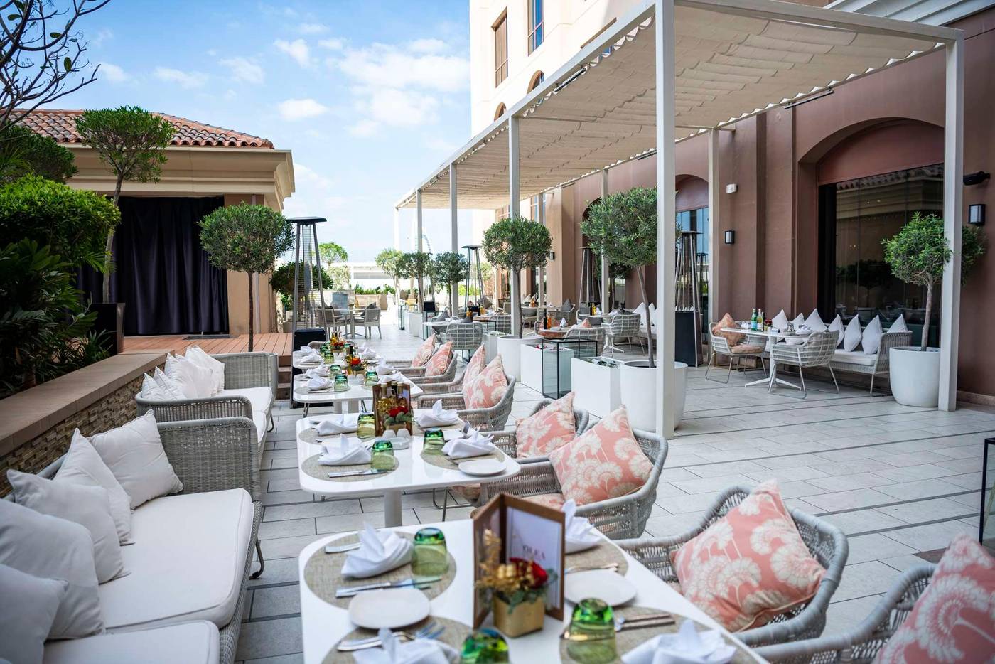 Hotel-Kempinski-Mall-Of-The-Emirate-General-view-15