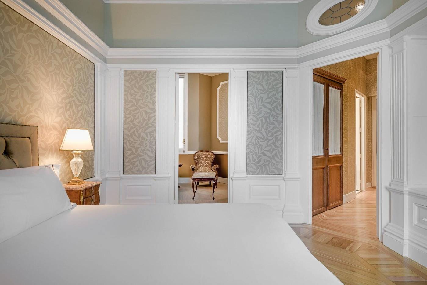 AC-Hotel-Palacio-del-Retiro-Autograph-Collection-Room-39