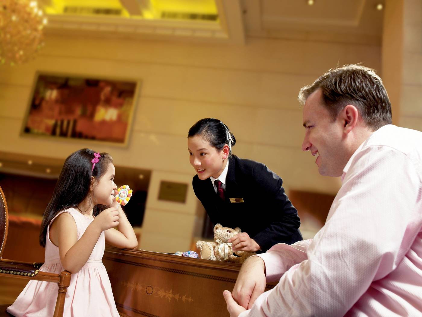 Wharney-Hotel-Lobby-42