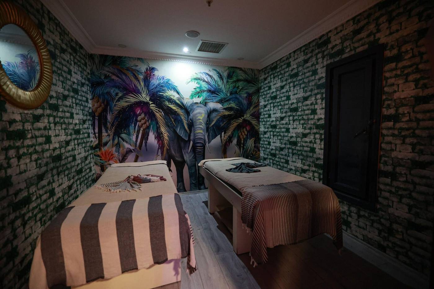 Golden-Park-Sports-and-Entertainment-51