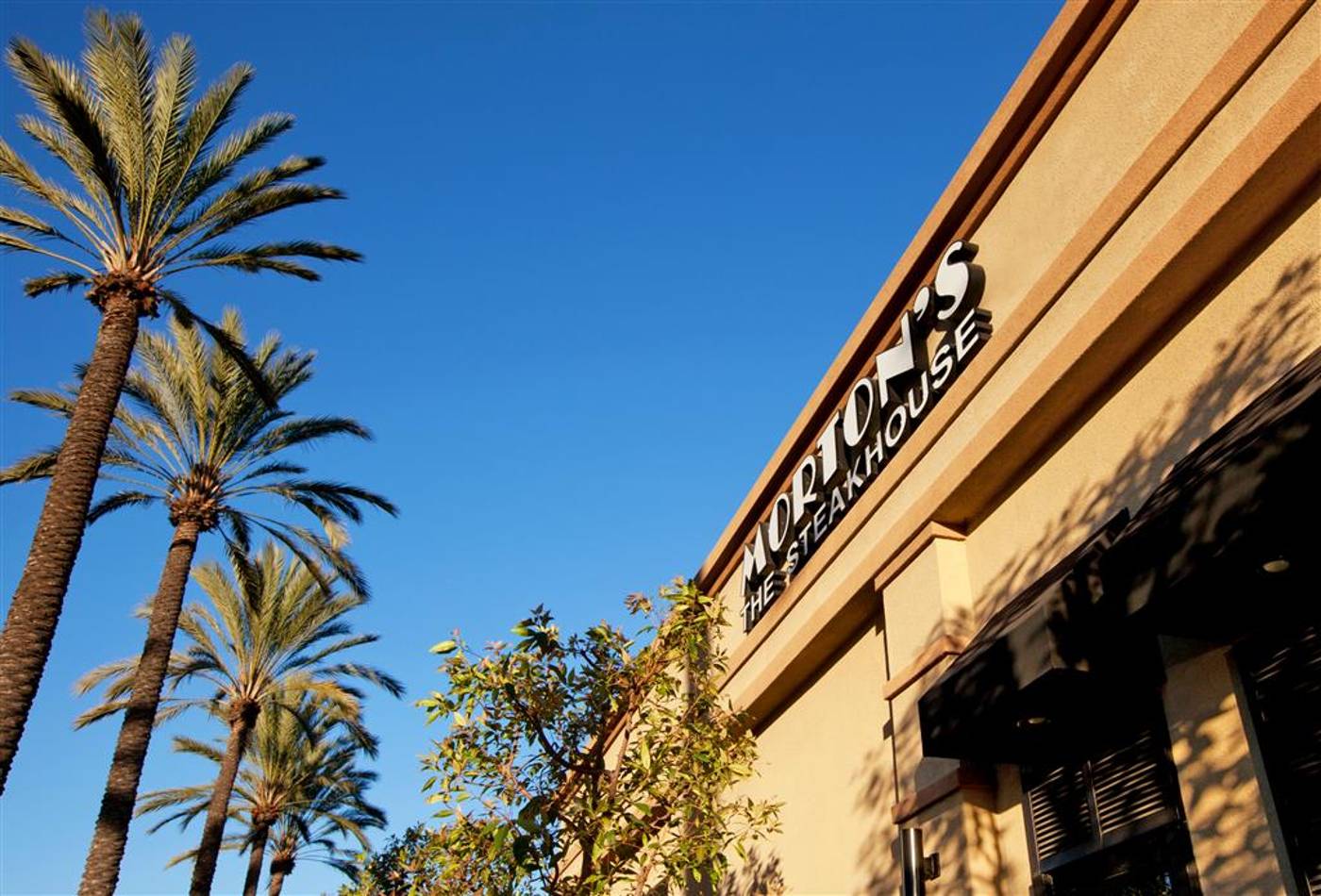 Sheraton-Park-Hotel-at-the-Anaheim-Resort-General-view-82