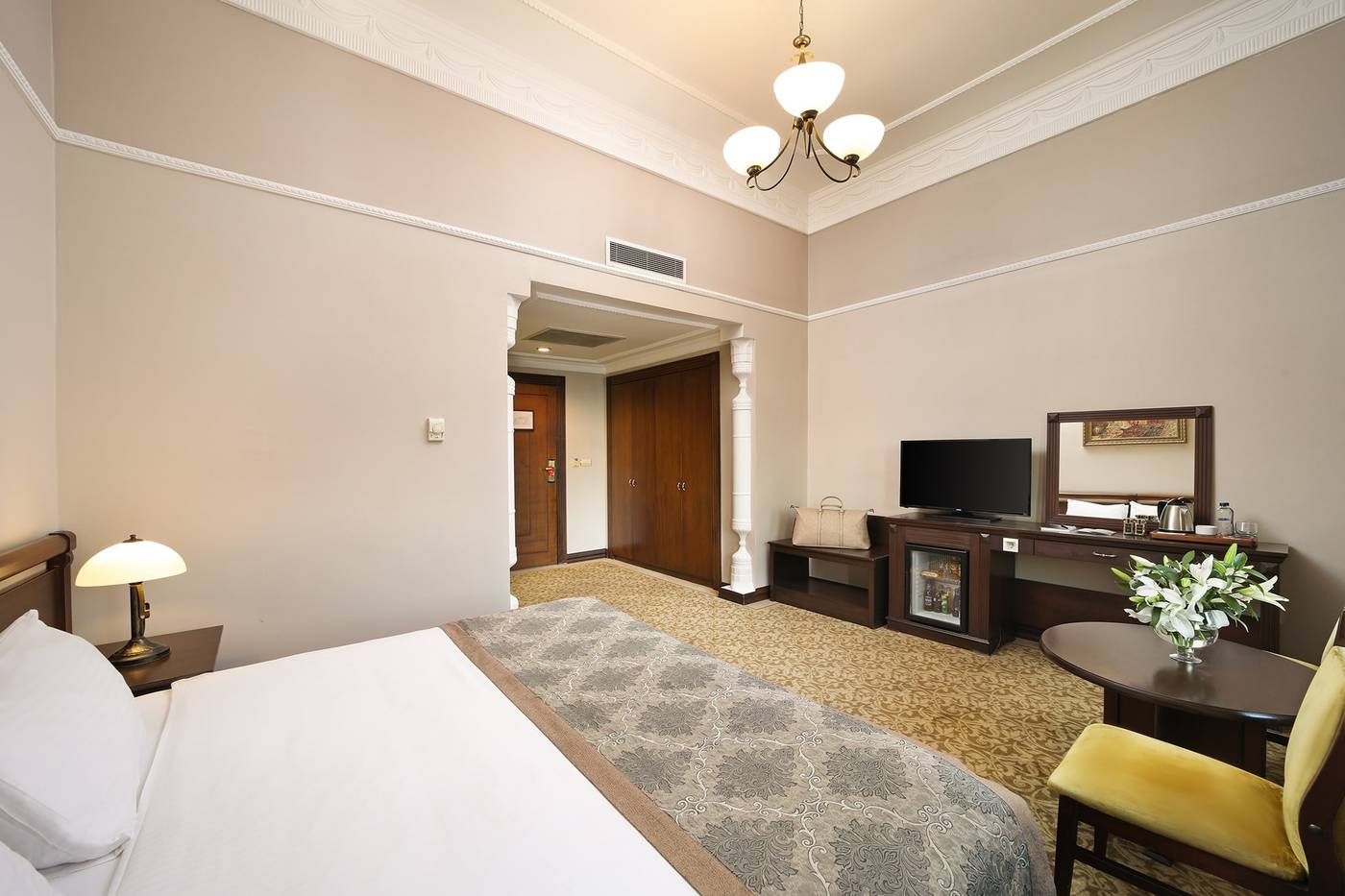 Legacy-Ottoman-Hotel-Room-27