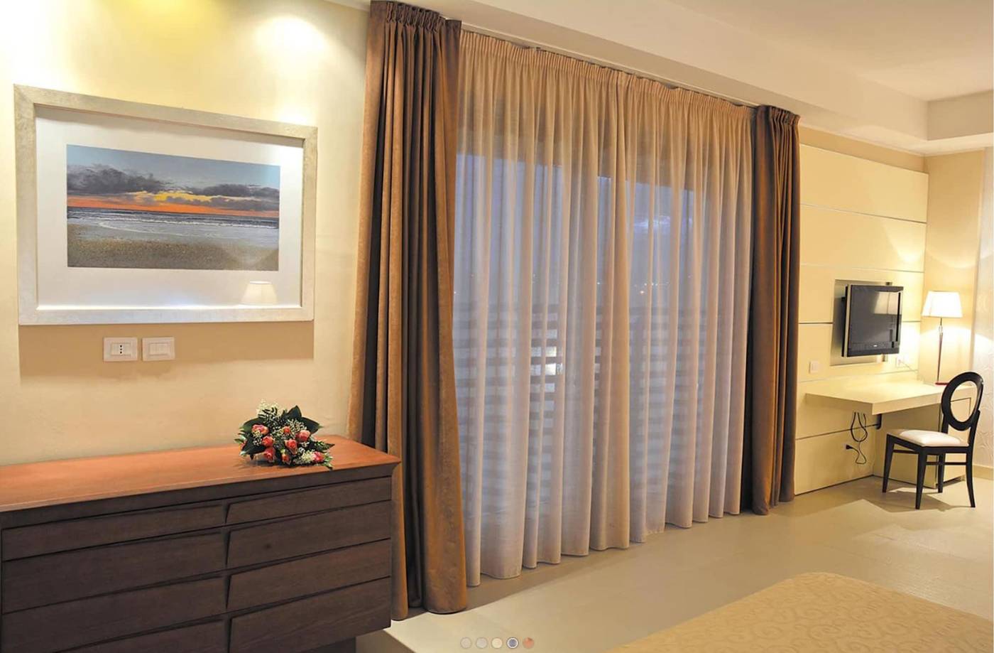 Shotel-Italy-San Giovanni Teatino-Room-9
