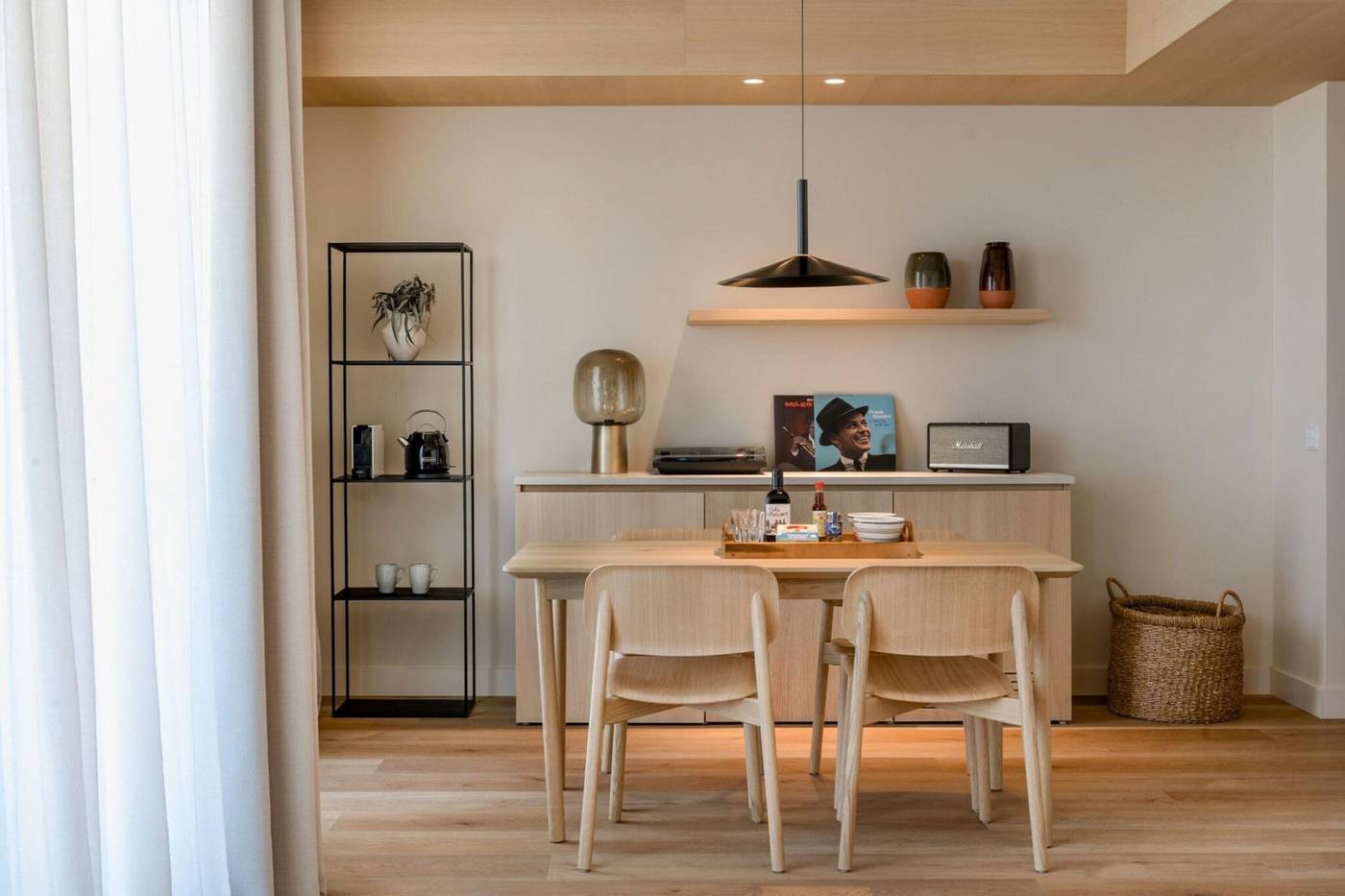 Sabatic--Sitges--Autograph-Collection-Room-26