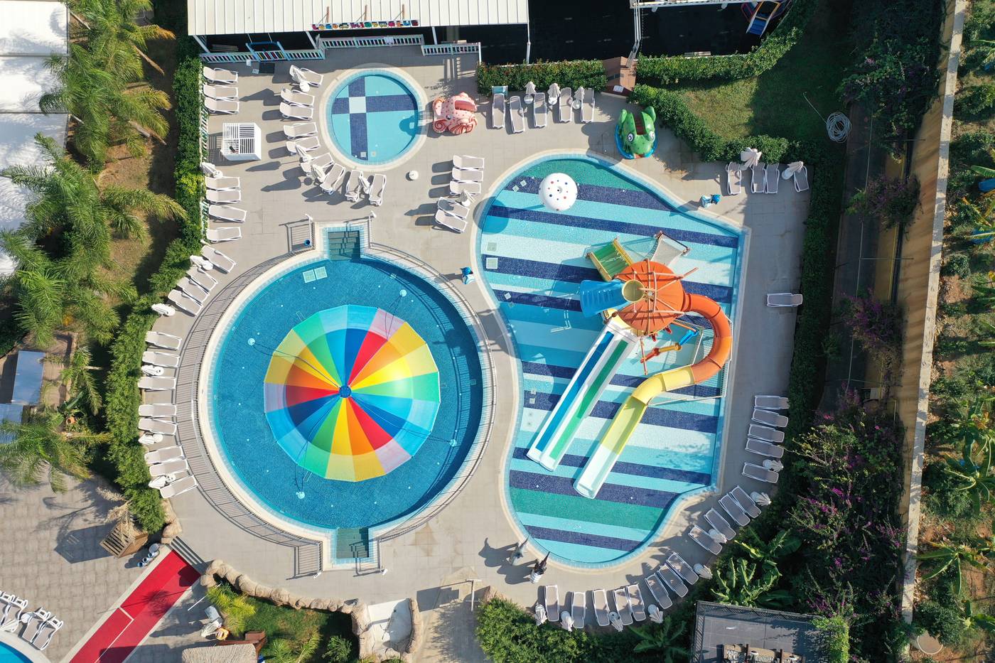 Haydarpasha-Palace-Pool-11