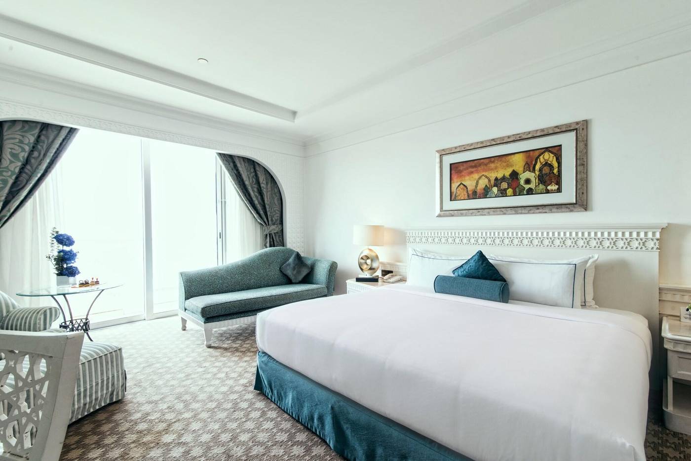 Habtoor-Grand-Resort--Autograph-Collection-Room-39