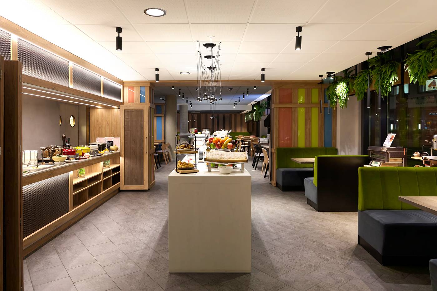 Novotel-Suites-Berlin-City-Potsdamer-Platz-Restaurant-14