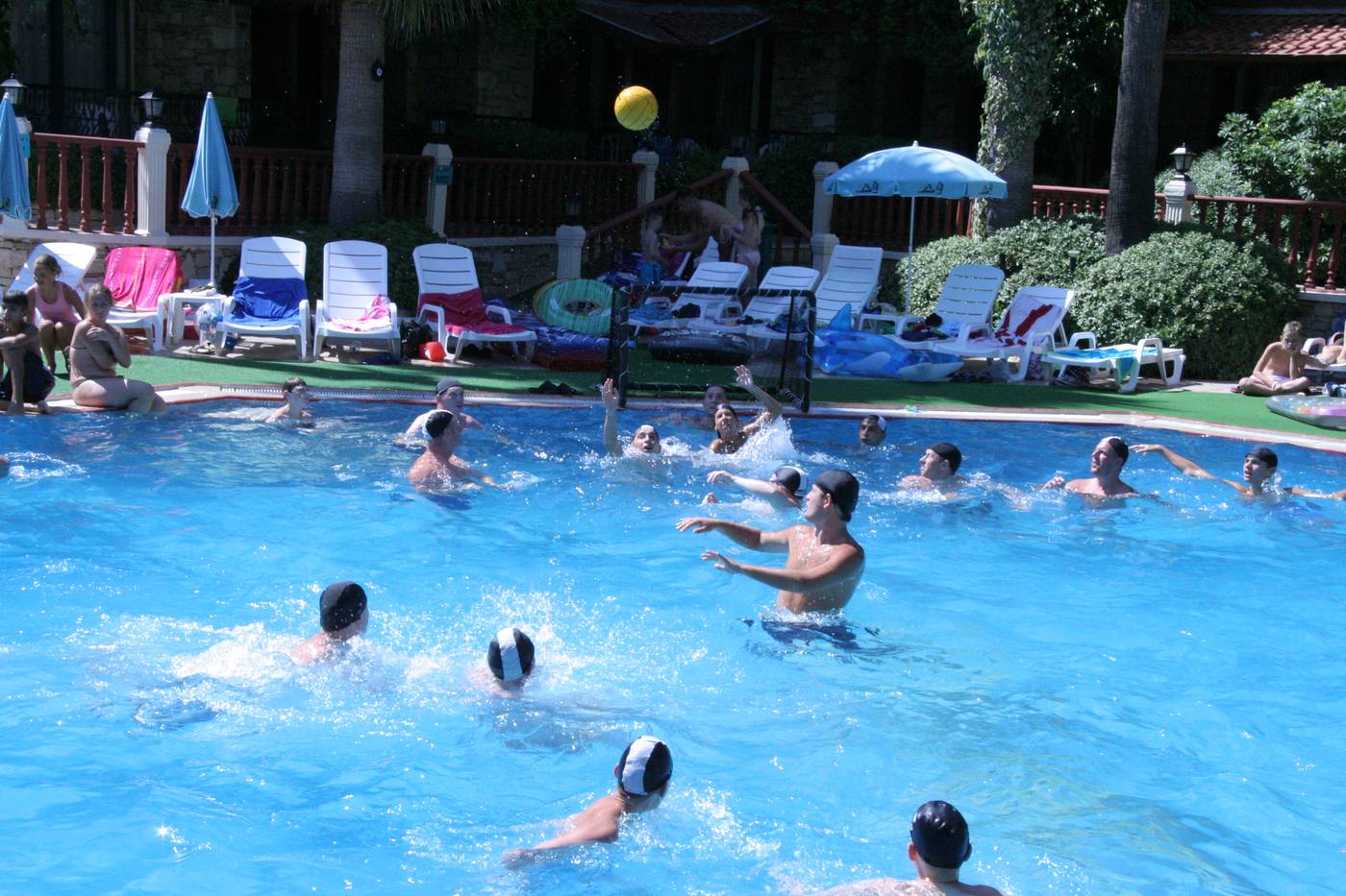 Grand-Aquarium-Apart-Sports-and-Entertainment-24