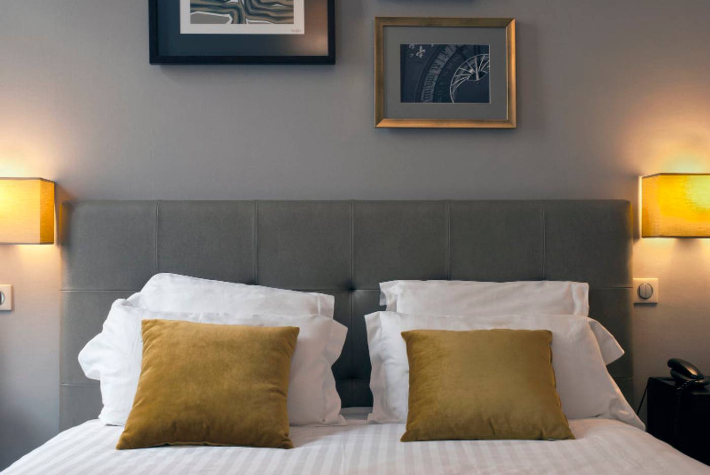 Opera-Frochot-Room-12