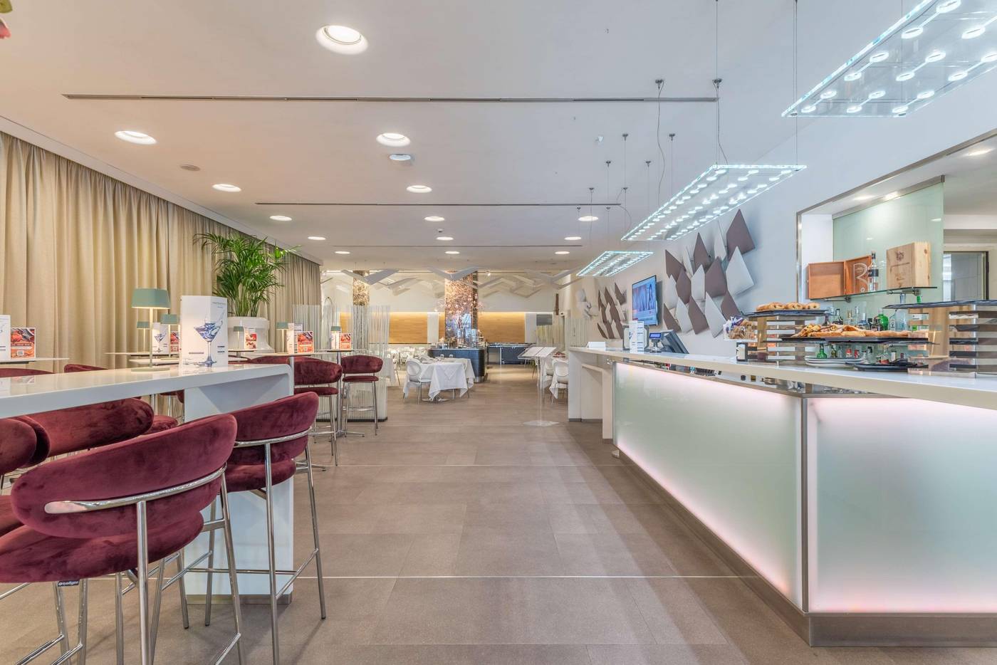 Best-Western-Premier-Hotel-Royal-Santina-Bar-13