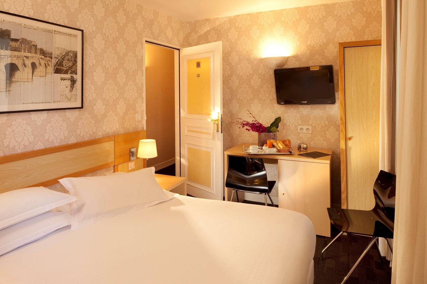 Best-Western-Bretagne-Montparnasse-Room-8