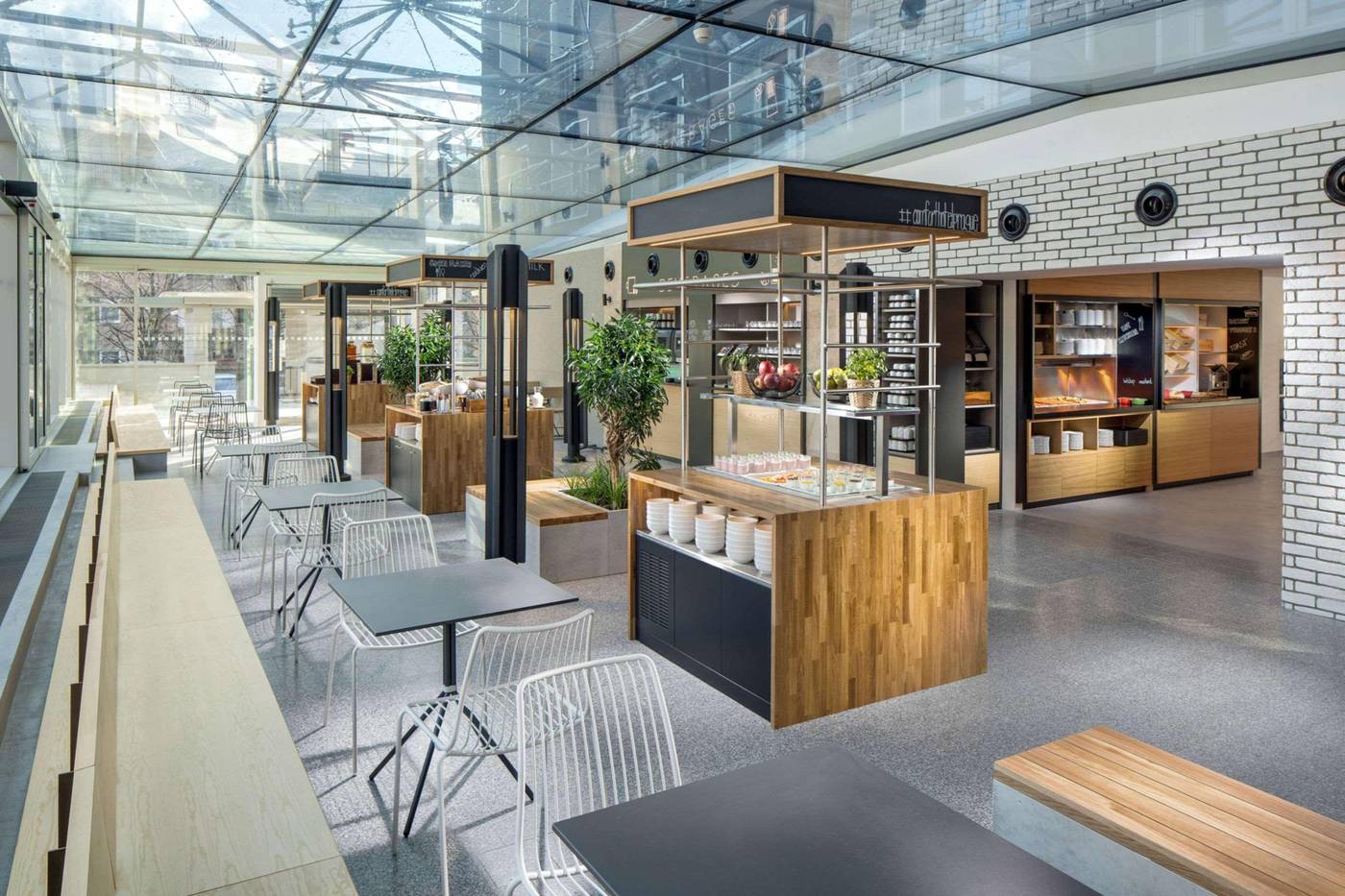 Comfort-Hotel-Prague-City-East-Restaurant-13