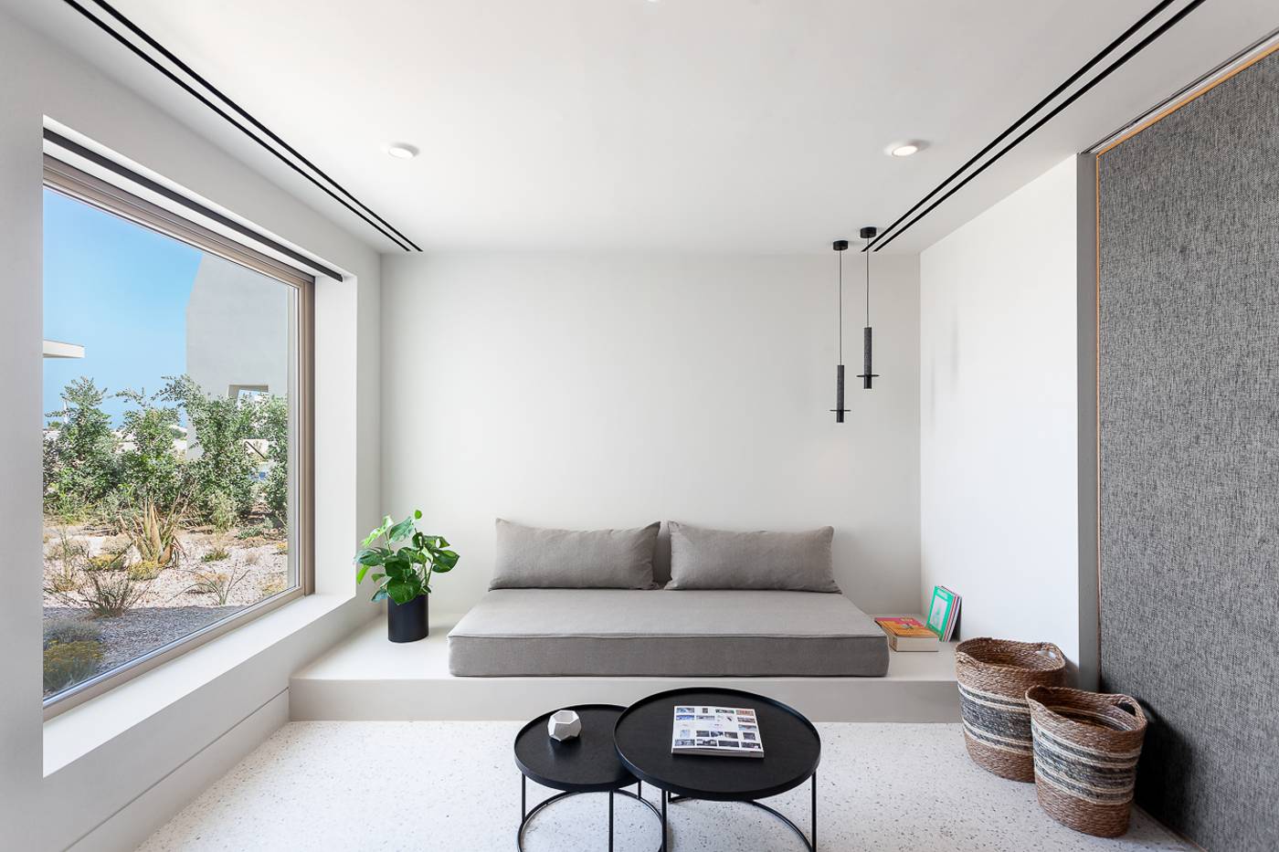 Nous Santorini-Greece-Santorini-Room-10