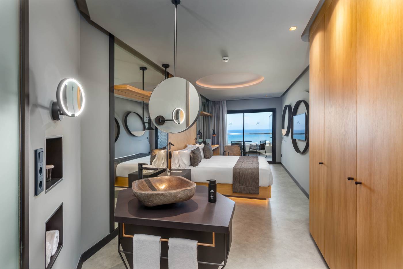 Hotel-Faro--a-Lopesan-Collection-Hotel-Room-23