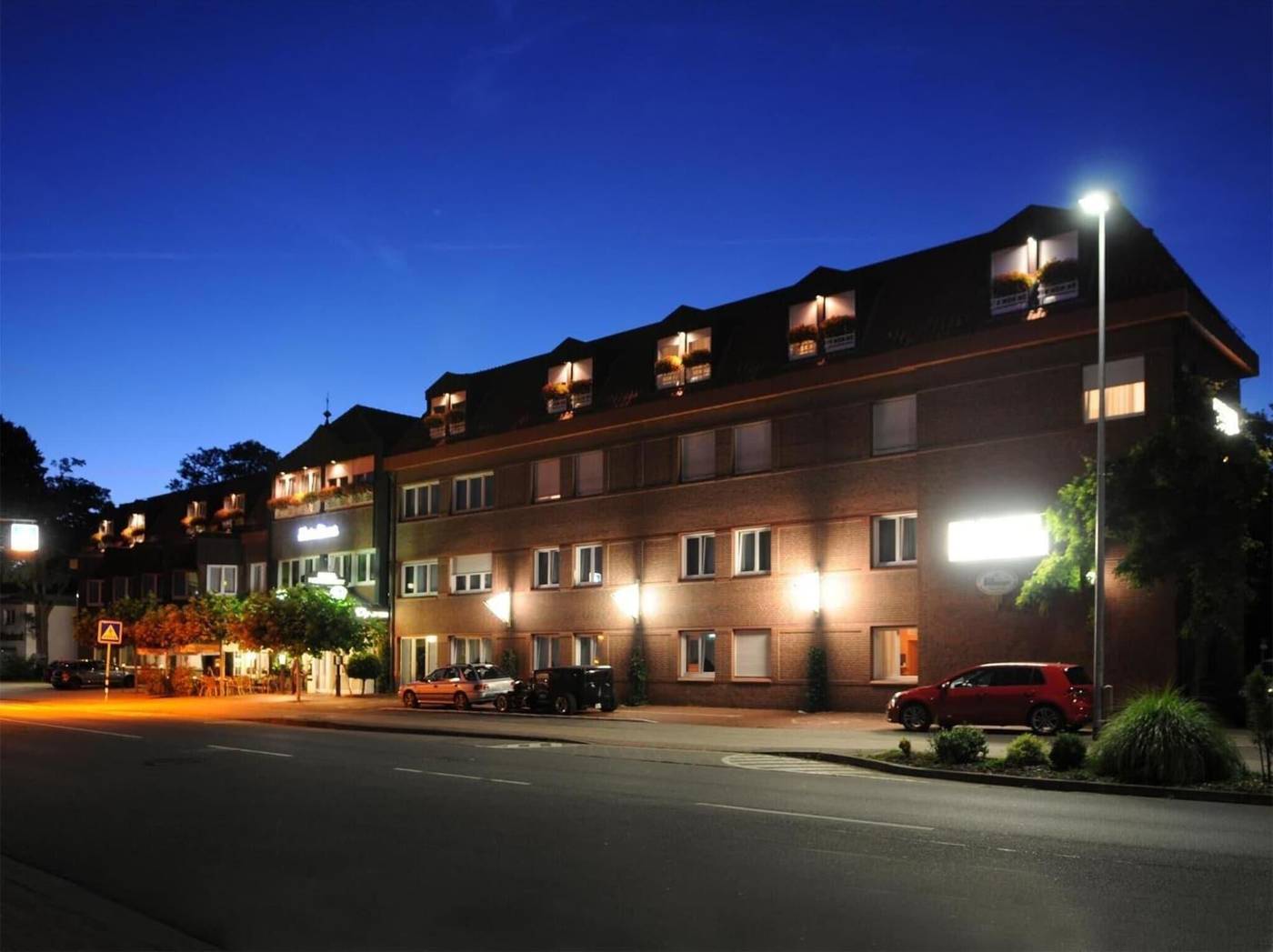 Hotel-Restaurant Thomsen-Germany-DELMENHORST-General view-10