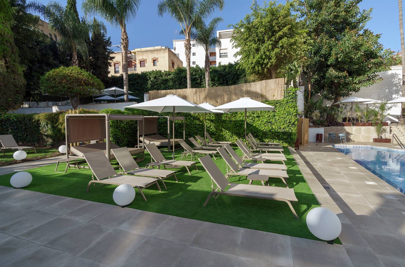 AluaSoul-Costa-Malaga-adults-reccommended-Pool-7