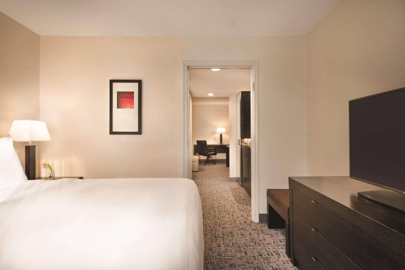 Radisson-Hotel-Vancouver-Airport-Room-33