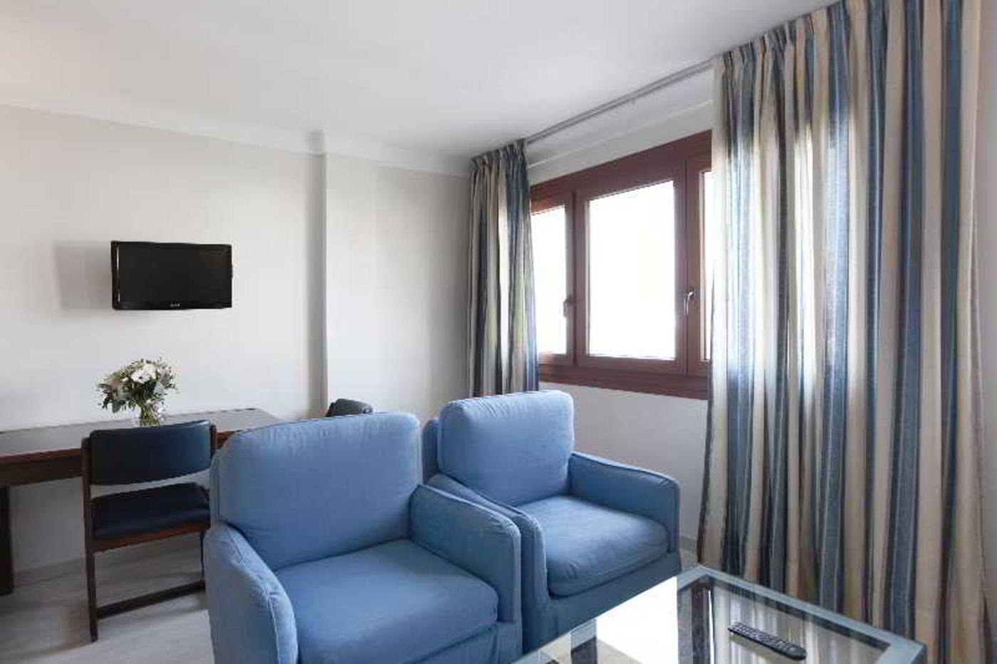 Prestige-Mar-y-Sol-Room-10